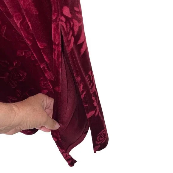 Cinema Etoile Vintage Robe Size XL Burgundy Velour Floral Jacquard Pullover - Picture 7 of 11